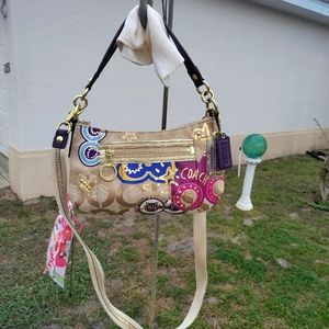 Coach Poppy Pop C Applique and Detachable strap -#15309-Waterglobe hangtag -rare